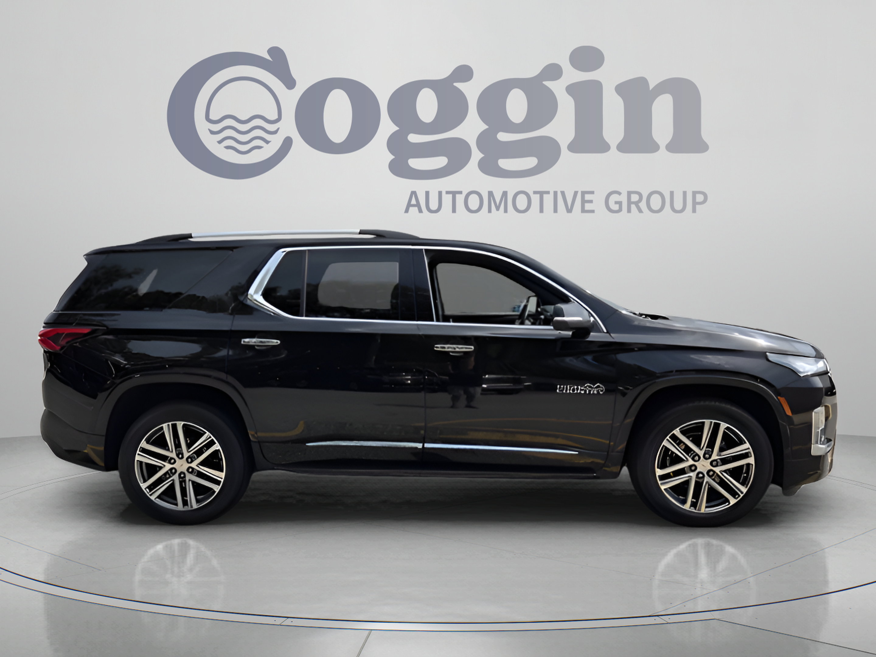 Certified 2023 Chevrolet Traverse High Country w/ LPO, Floor Liner Package AWD/4WD image 6