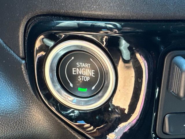 Used 2024 GMC Sierra 1500 SLT AWD/4WD image 38