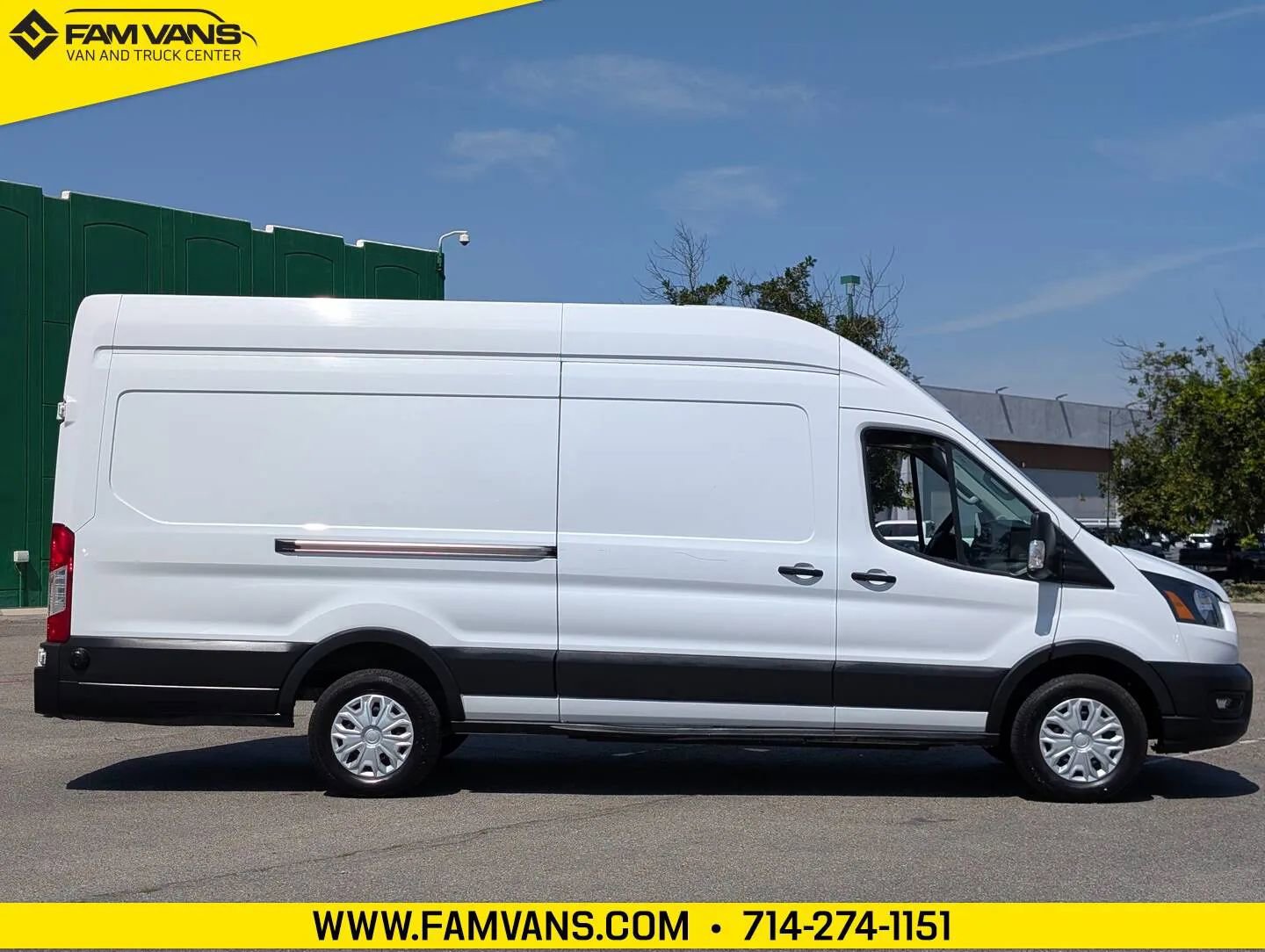 Used 2022 Ford E-Transit 148 High Roof Extended RWD image 10