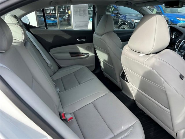 Used 2015 Acura TLX w/ Technology Package image 27
