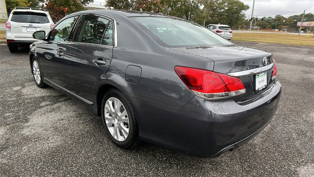 Used 2012 Toyota Avalon image 7