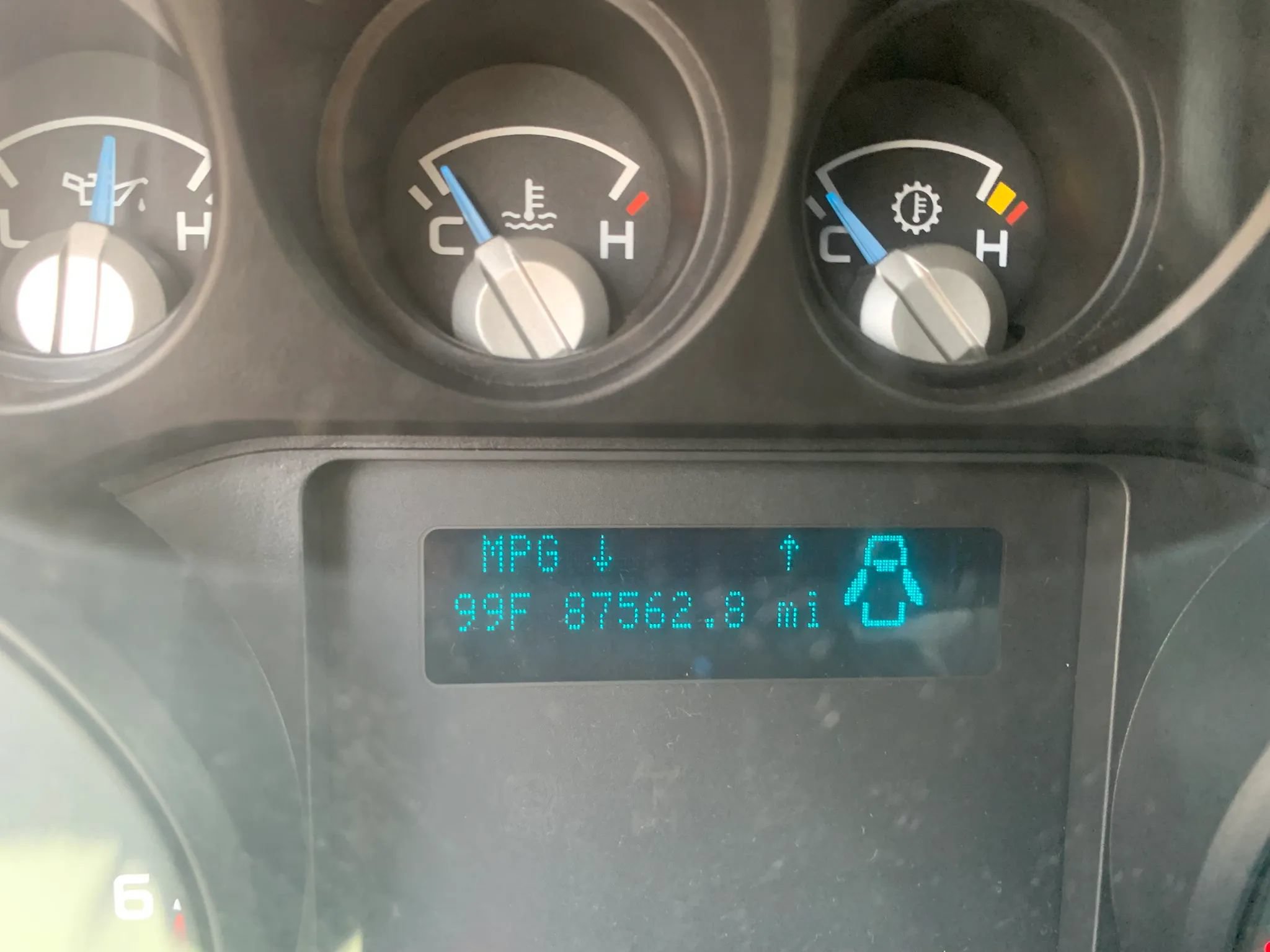 Used 2015 Ford F550 4x4 Regular Cab Super Duty image 13