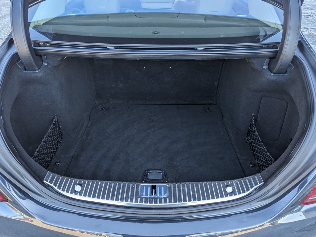 Used 2018 Mercedes-Benz S 560 4MATIC Sedan image 40