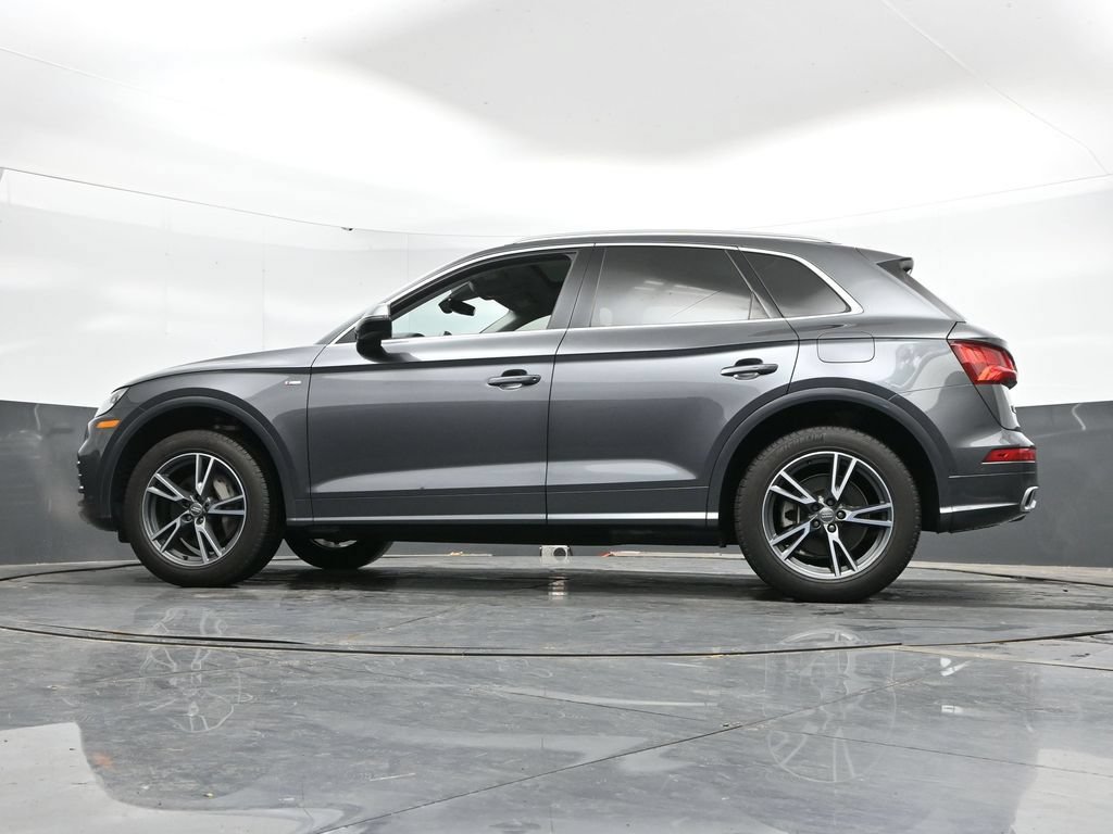 Used 2020 Audi Q5 e Premium Plus w/ Premium Plus Package AWD/4WD image 48