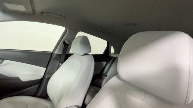 Used 2023 Hyundai Kona SE FWD image 21