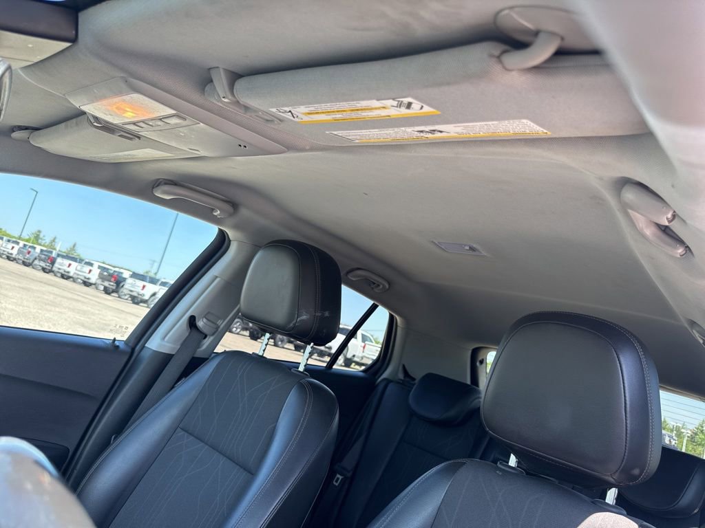 Used 2021 Chevrolet Trax LT w/ Driver Confidence Package FWD image 27