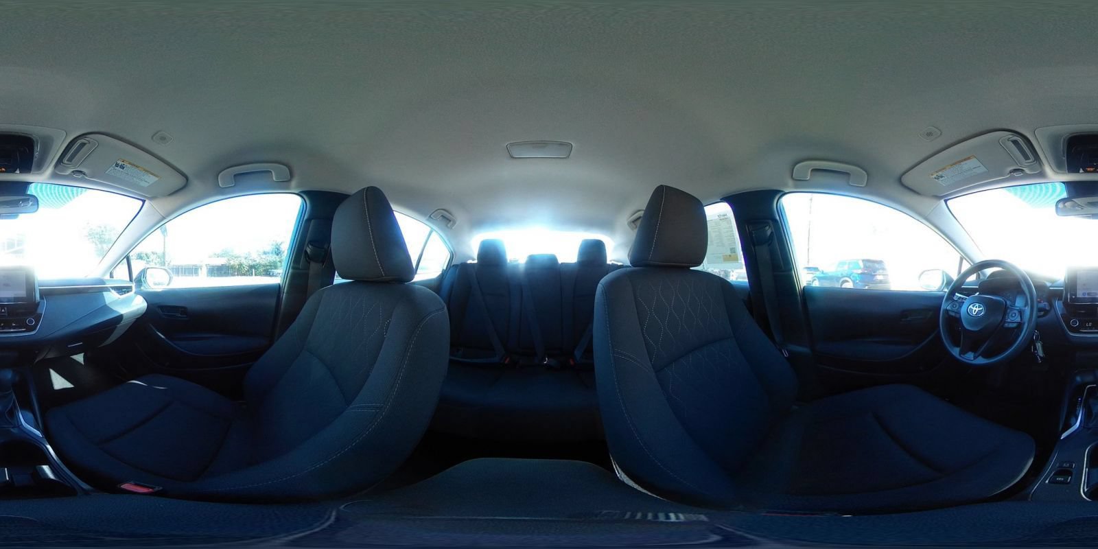 Used 2025 Toyota Corolla LE FWD image 39