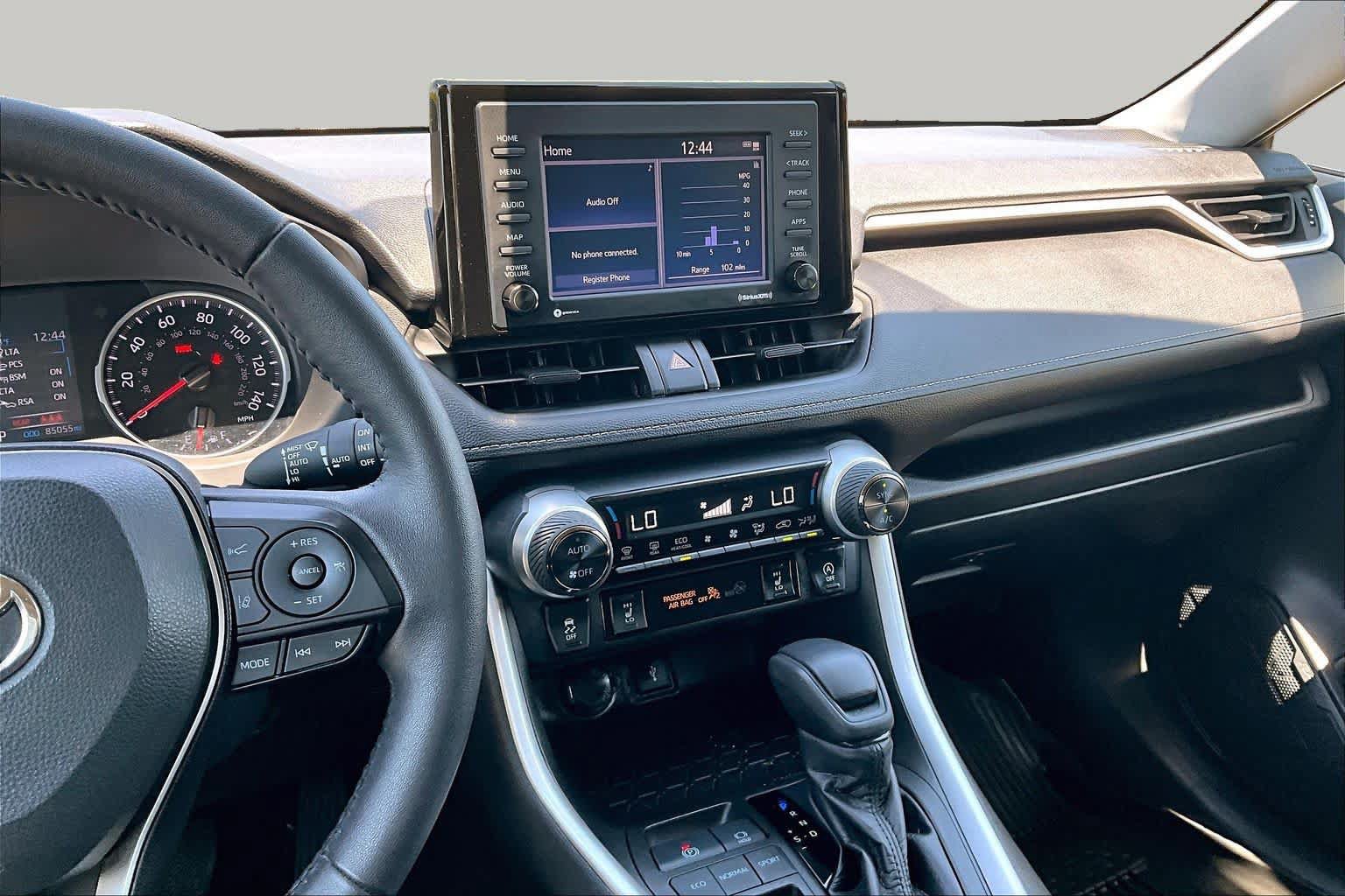 Certified 2022 Toyota RAV4 XLE w/ Convenience Package FWD image 6