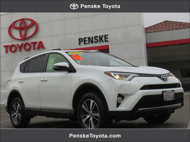 Used 2016 Toyota RAV4 XLE image 1