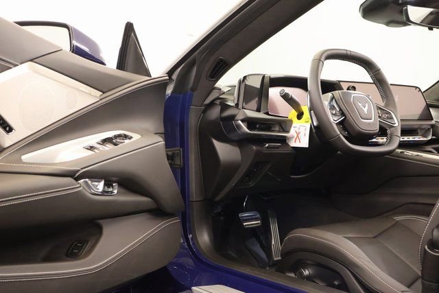 New 2026 Chevrolet Corvette Stingray Premium Conv w/ 3LT image 17