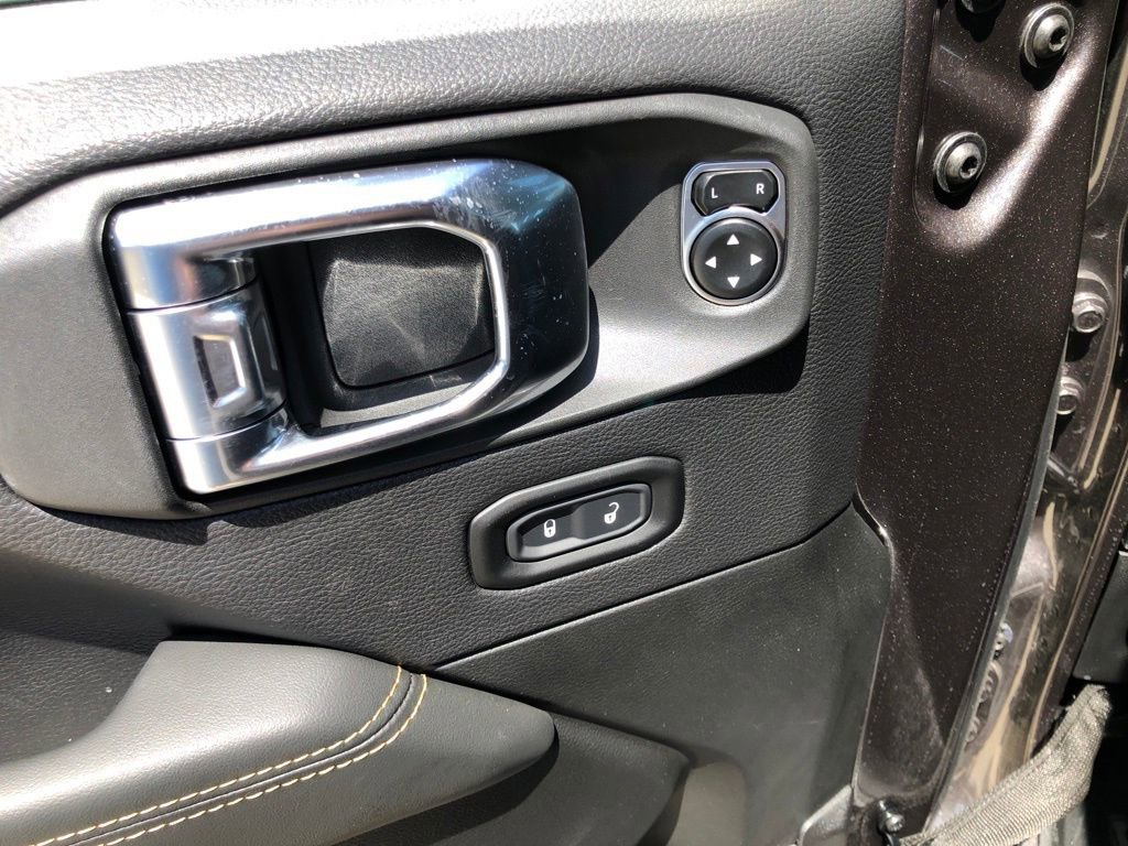 New 2025 Jeep Wrangler Unlimited Sahara w/ Safety Group AWD/4WD image 11