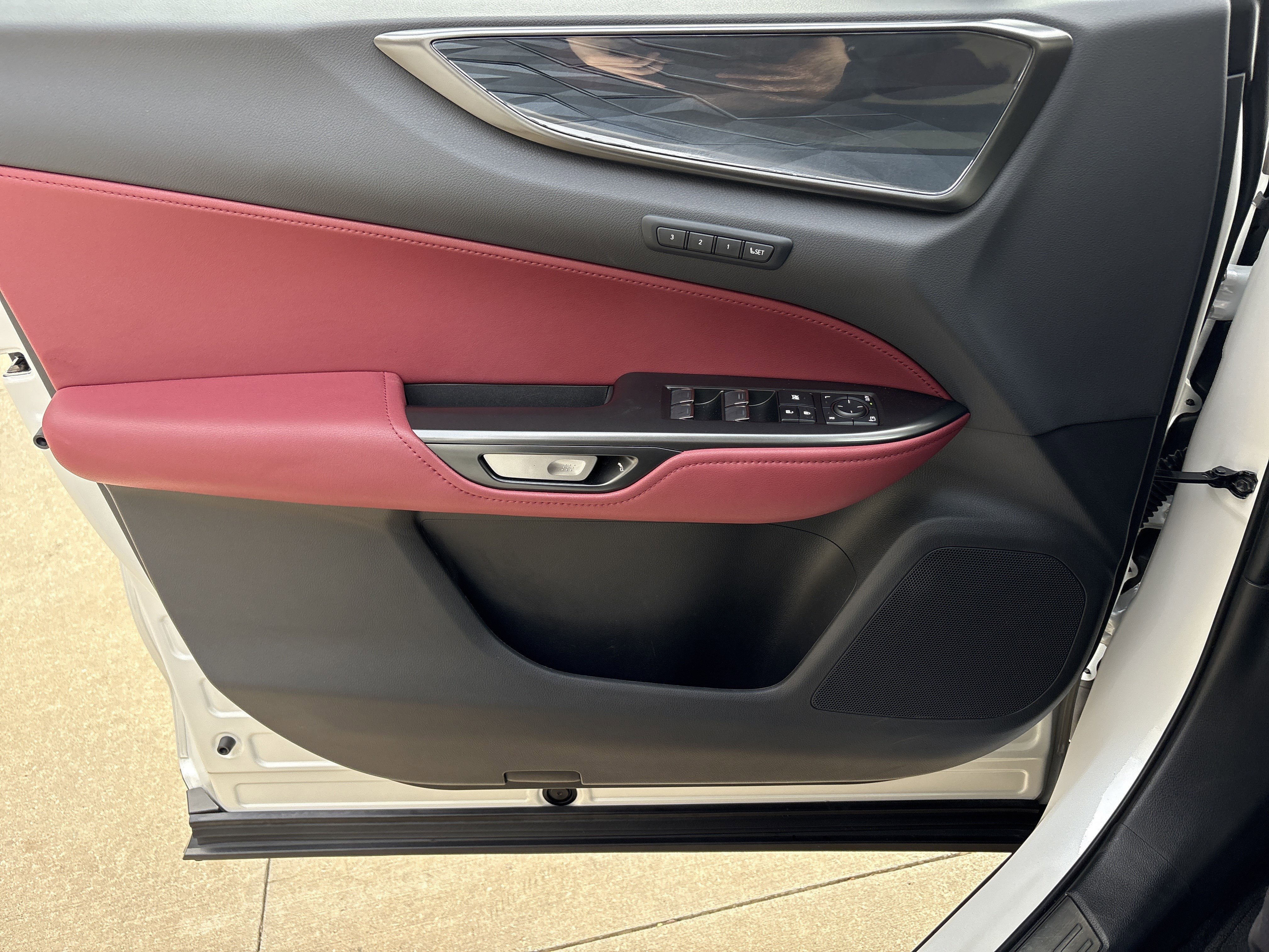 Used 2025 Lexus NX 350 AWD w/ Accessory Package (Z2) image 12