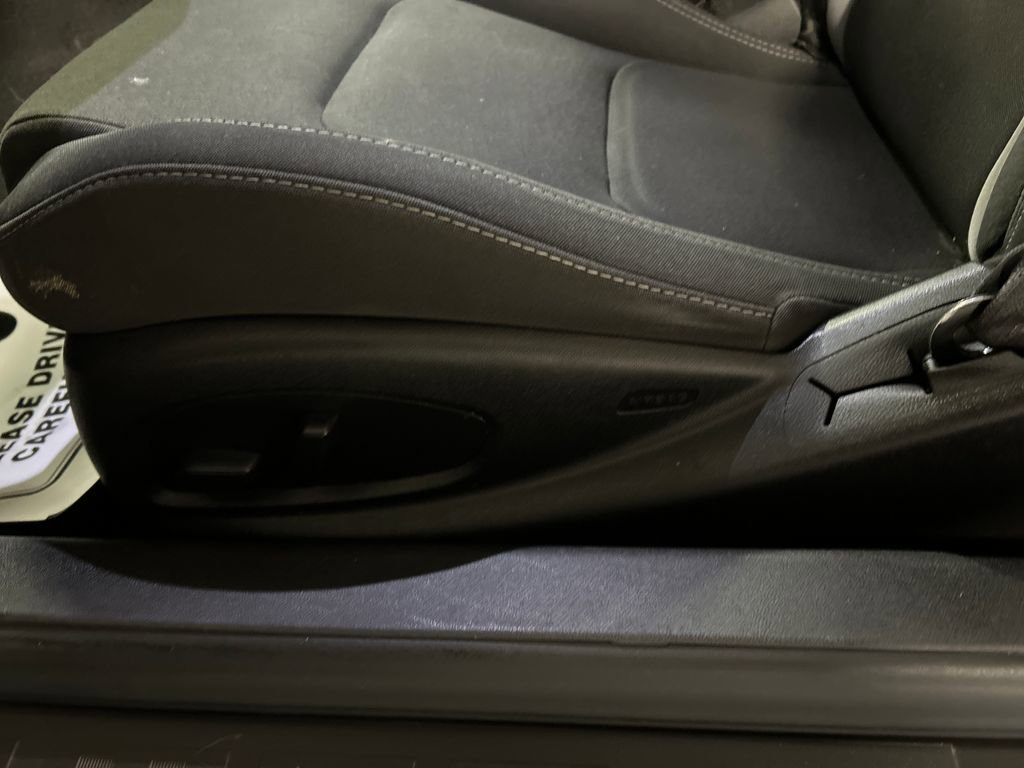 Used 2018 Chevrolet Camaro LT image 12