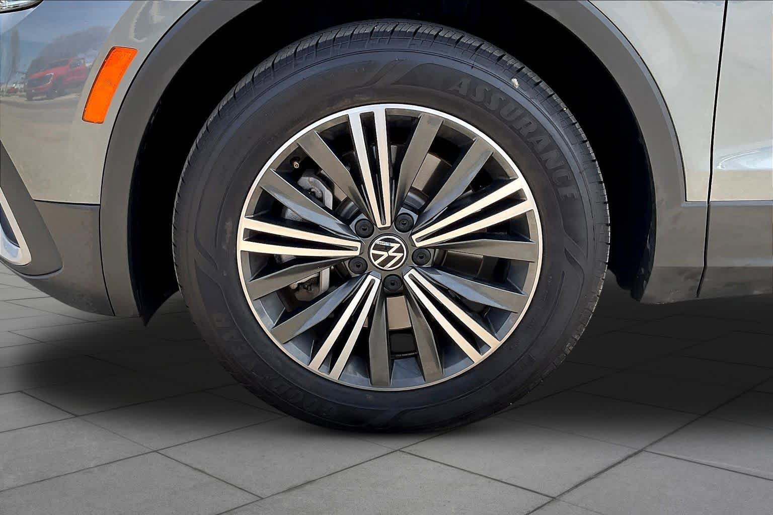Used 2024 Volkswagen Tiguan Wolfsburg Edition FWD image 11
