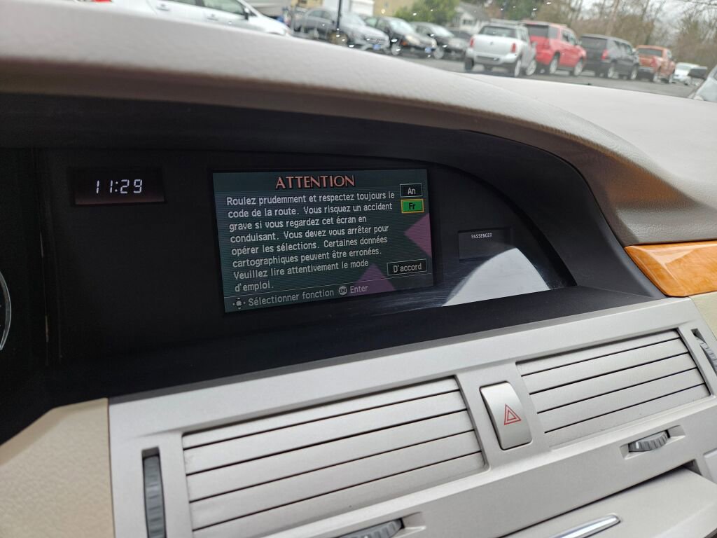 Used 2007 Toyota Avalon XL image 19