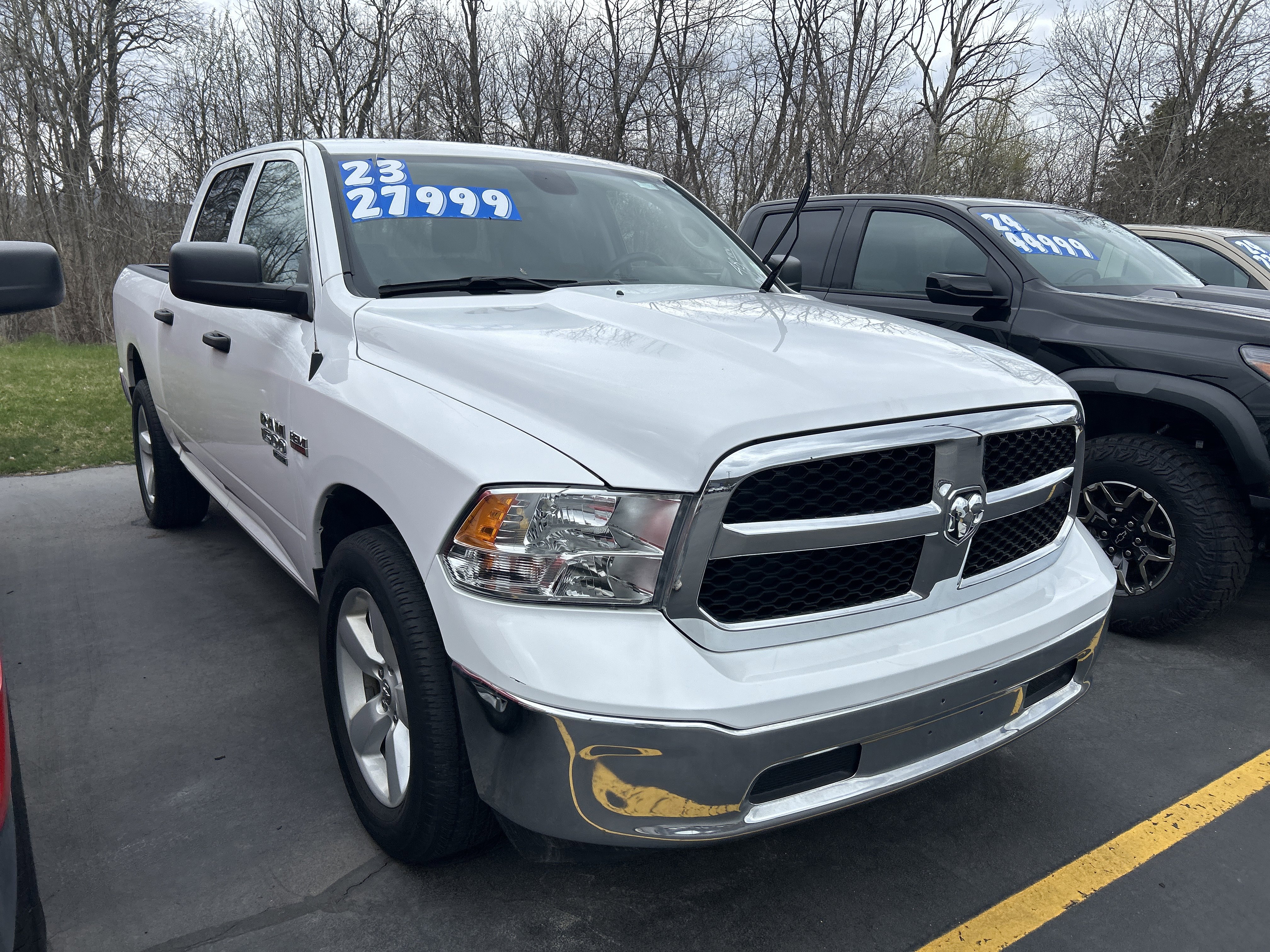 Used 2023 RAM 1500 Classic SLT image 2