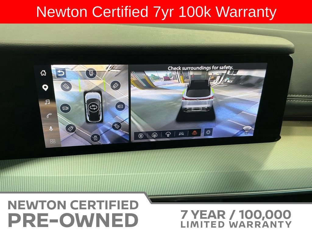 Used 2025 Nissan Murano SL AWD/4WD image 14
