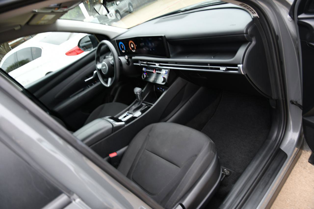 Used 2025 Hyundai Tucson SEL image 26