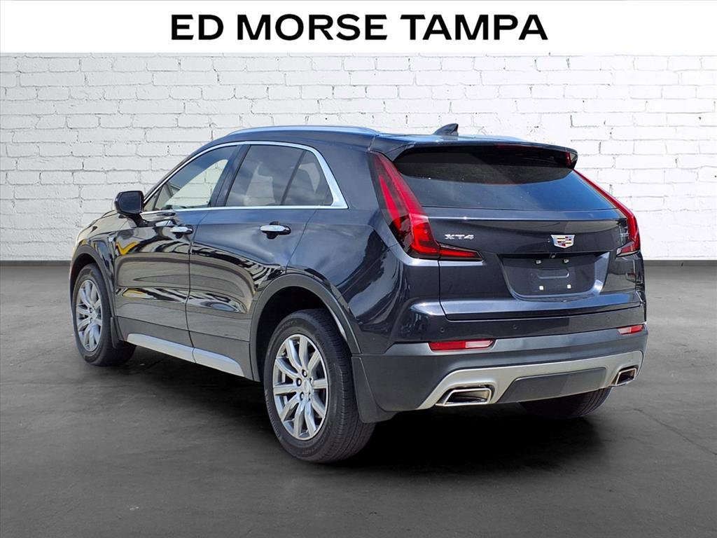 Used 2023 Cadillac XT4 Premium Luxury w/ Cold Weather Package FWD image 3