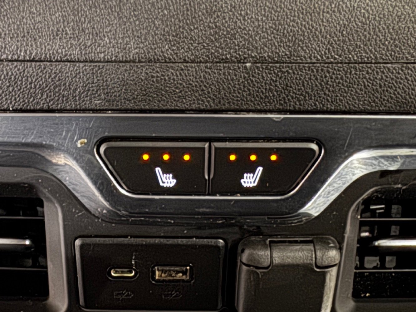 Used 2021 Chevrolet Silverado 2500 LTZ image 28