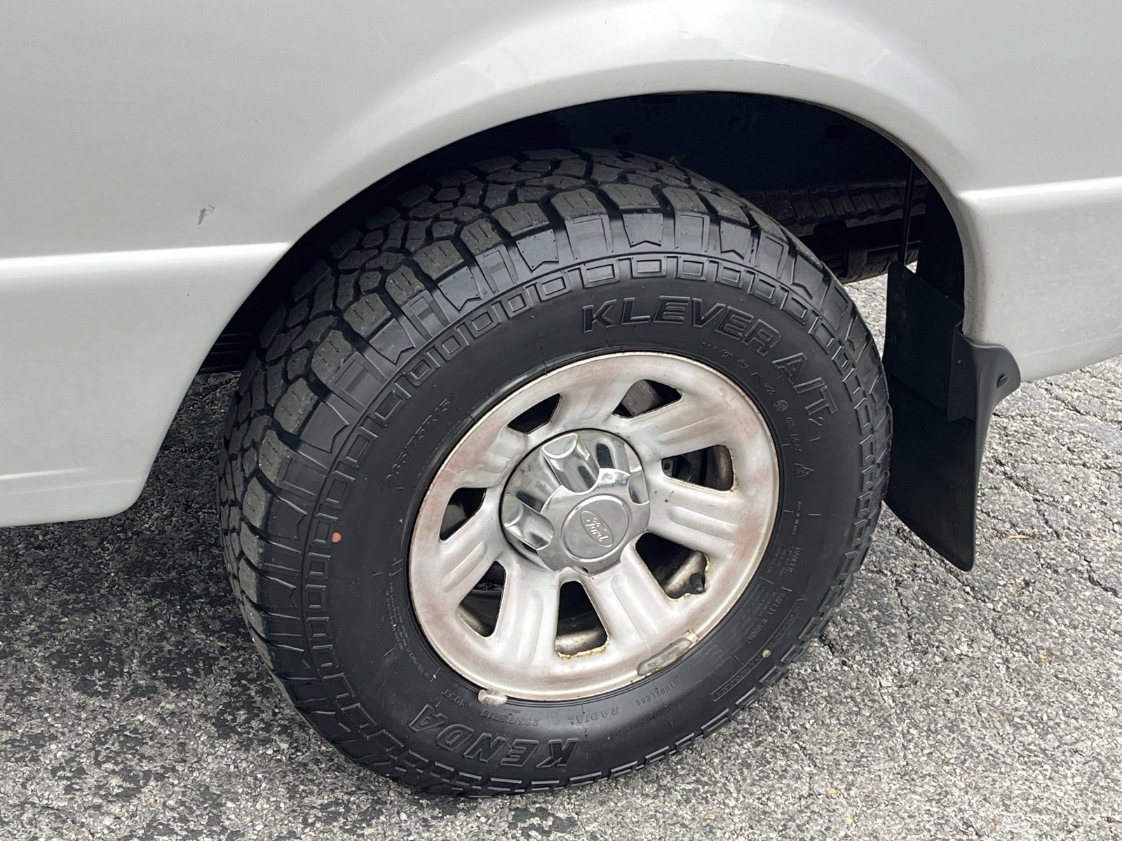 Used 2010 Ford Ranger XL image 14