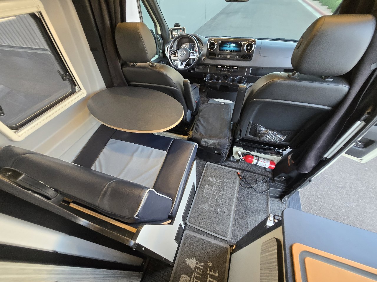 Used 2020 Mercedes-Benz Sprinter 2500 image 3