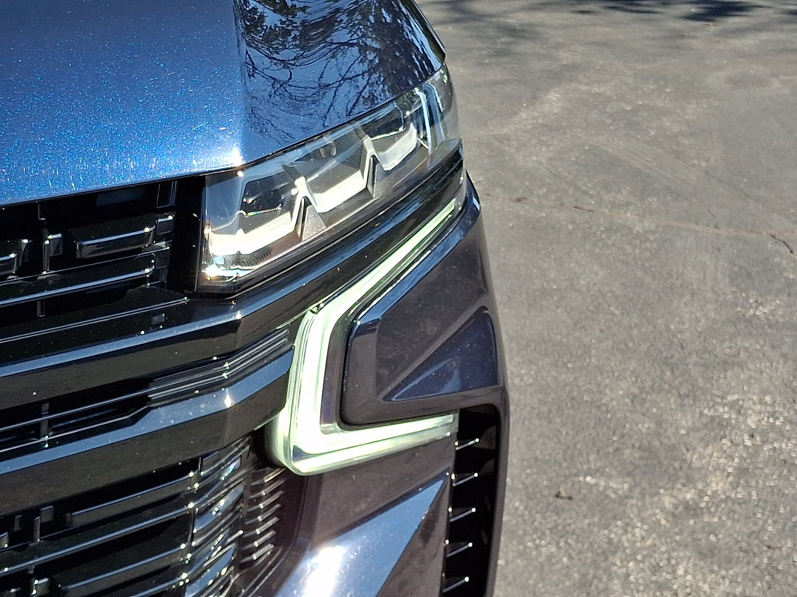 Certified 2023 Chevrolet Suburban RST AWD/4WD image 10