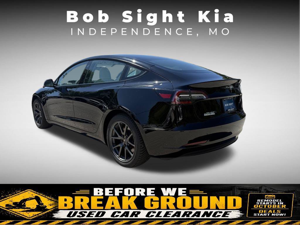 Used 2021 Tesla Model 3 Standard Range Plus RWD image 9