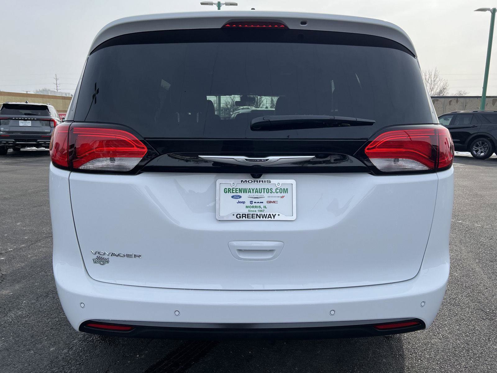 New 2026 Chrysler Voyager LX image 5