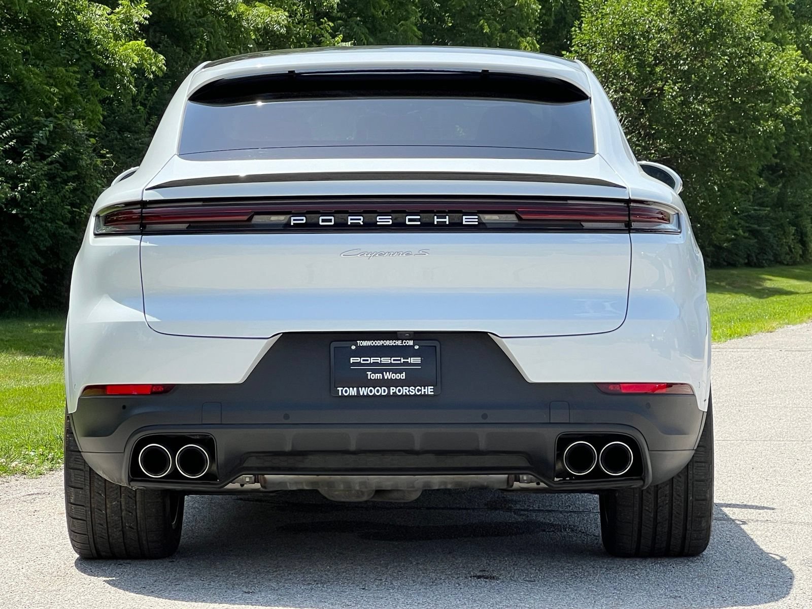 Certified 2024 Porsche Cayenne S AWD/4WD image 8
