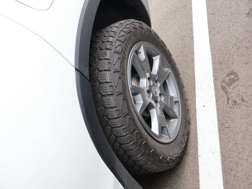 Used 2025 Honda Passport TrailSport image 12