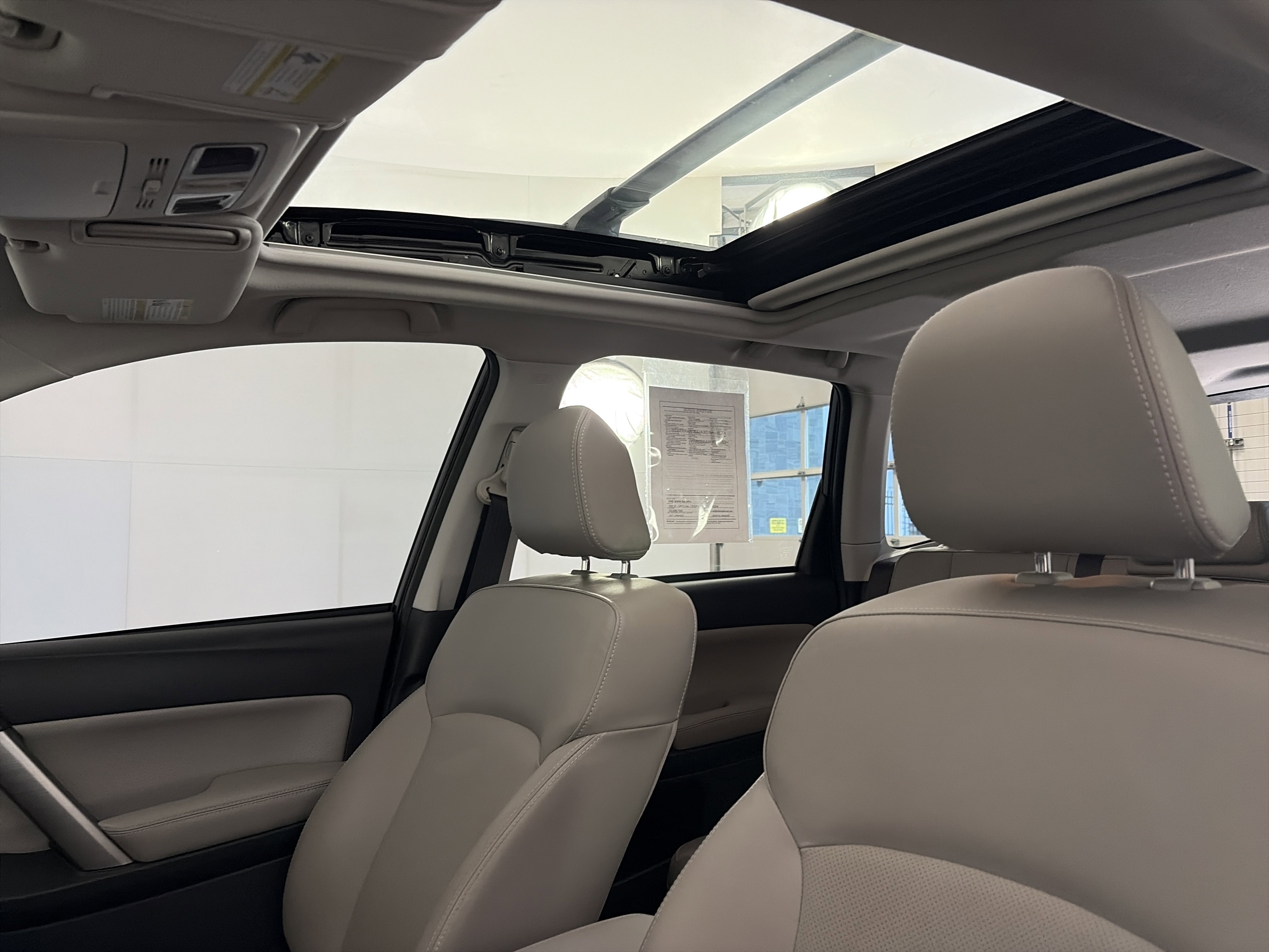 Used 2014 Subaru Forester 2.5i Touring w/ Popular Package #2 image 31