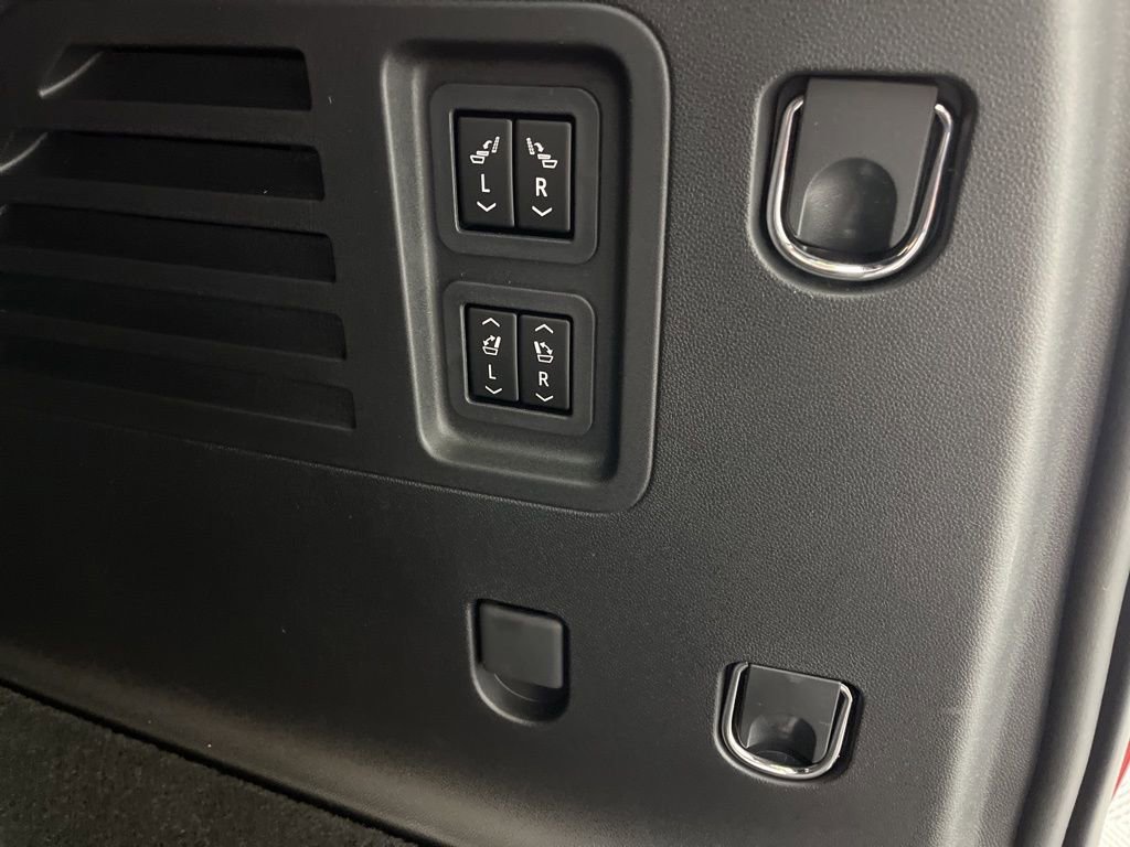 New 2026 Buick Enclave Preferred FWD image 25