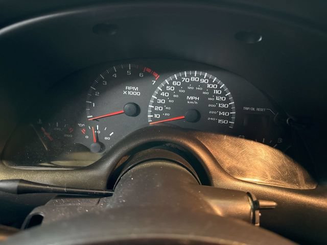 Used 2001 Chevrolet Camaro Z28 w/ SS Performance/Appearance Pkg RWD image 12