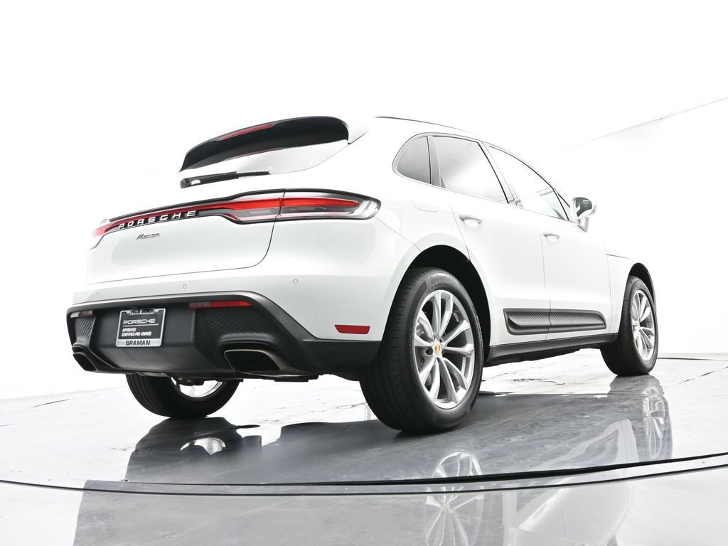 Certified 2022 Porsche Macan AWD/4WD image 51