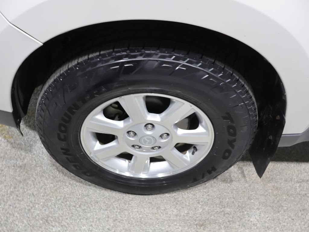 Used 2011 MAZDA Tribute i Sport FWD image 10