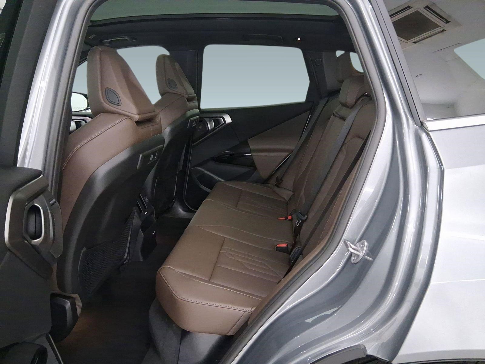 New 2026 BMW X3 xDrive30 w/ Premium Package image 12