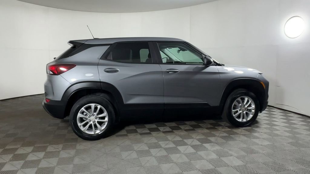 New 2026 Chevrolet TrailBlazer LS w/ LS Convenience Package image 2