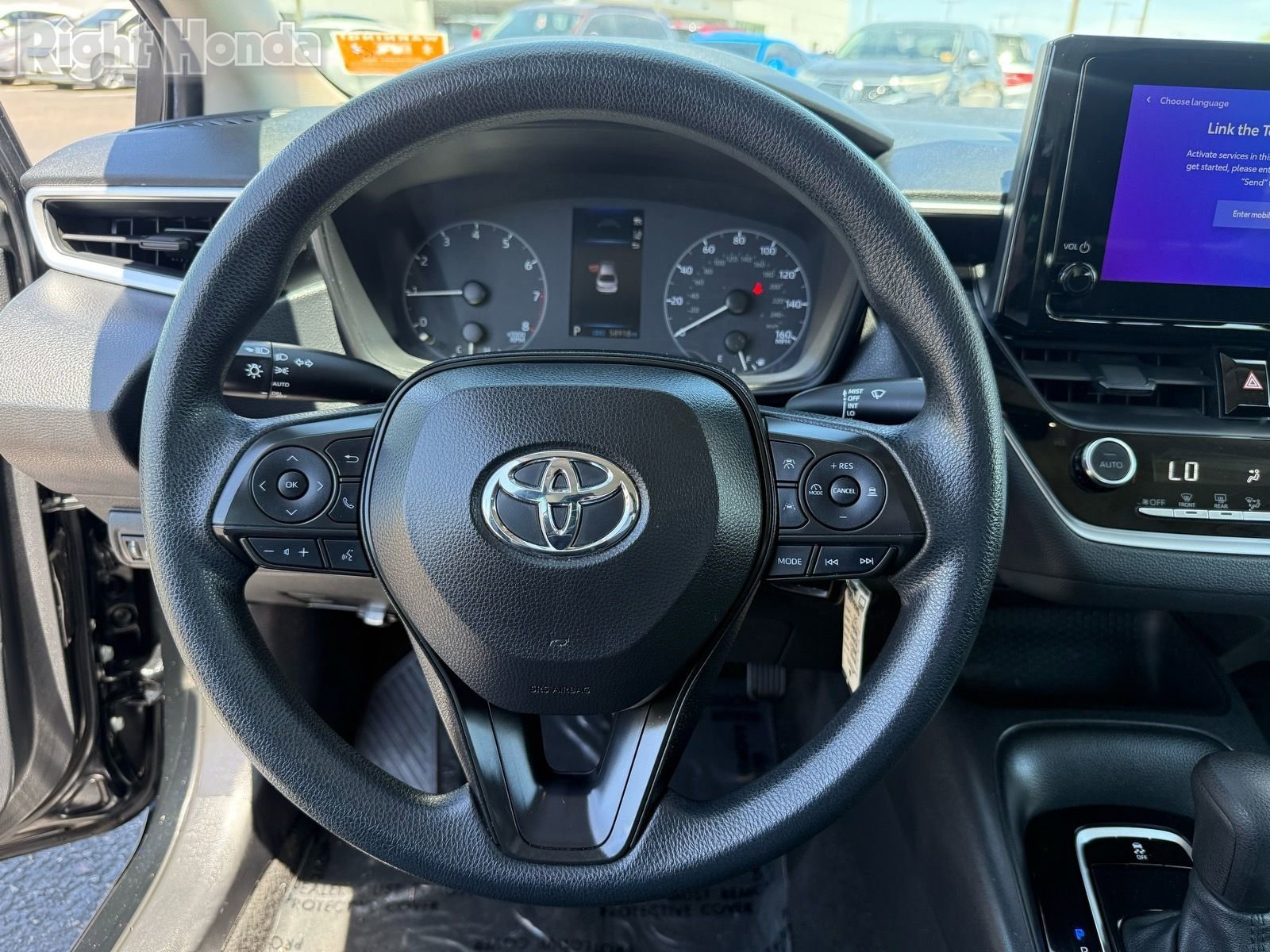 Used 2024 Toyota Corolla LE FWD image 16