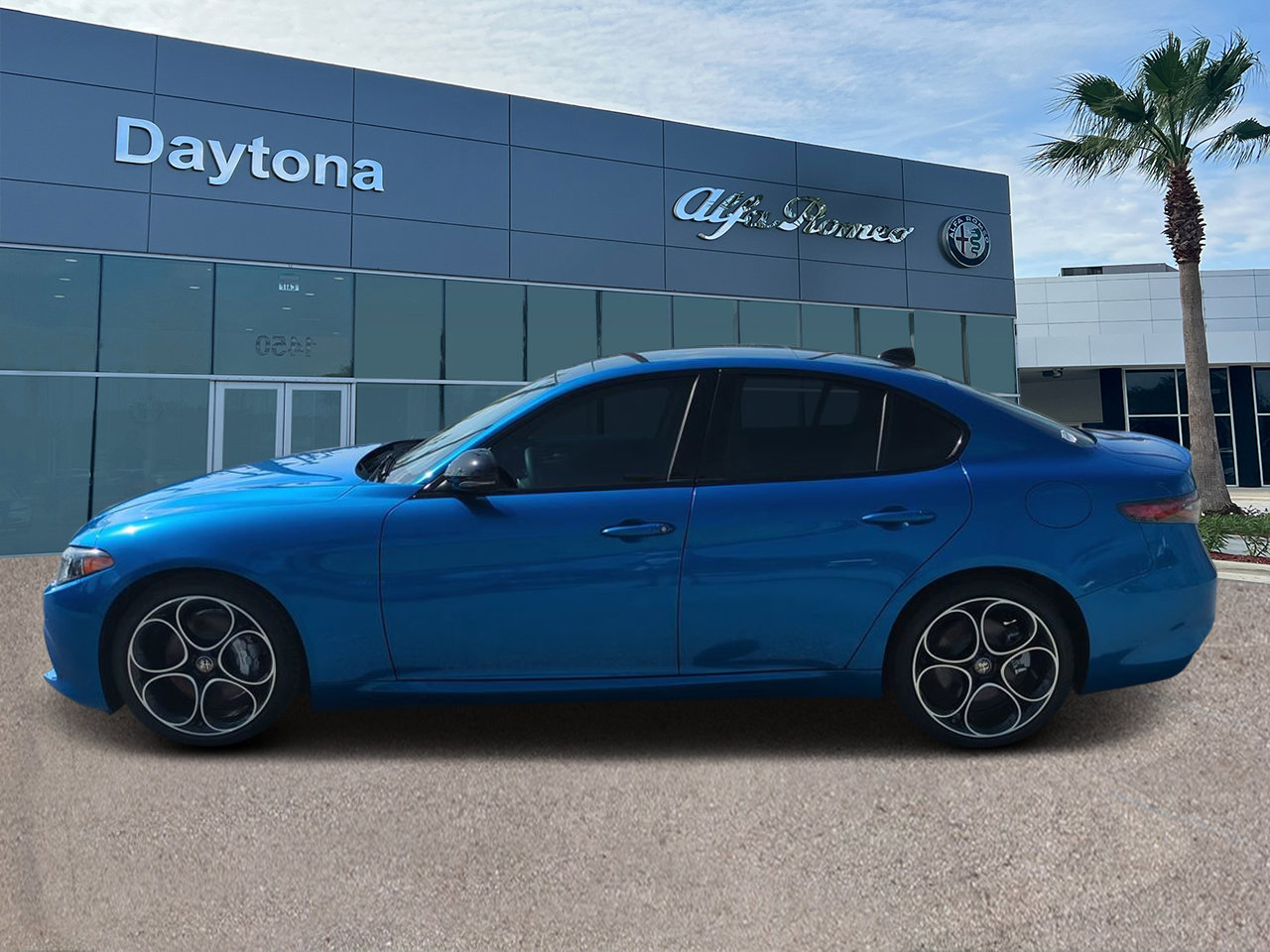 New 2025 Alfa Romeo Giulia w/ Driving Assist Package RWD image 6