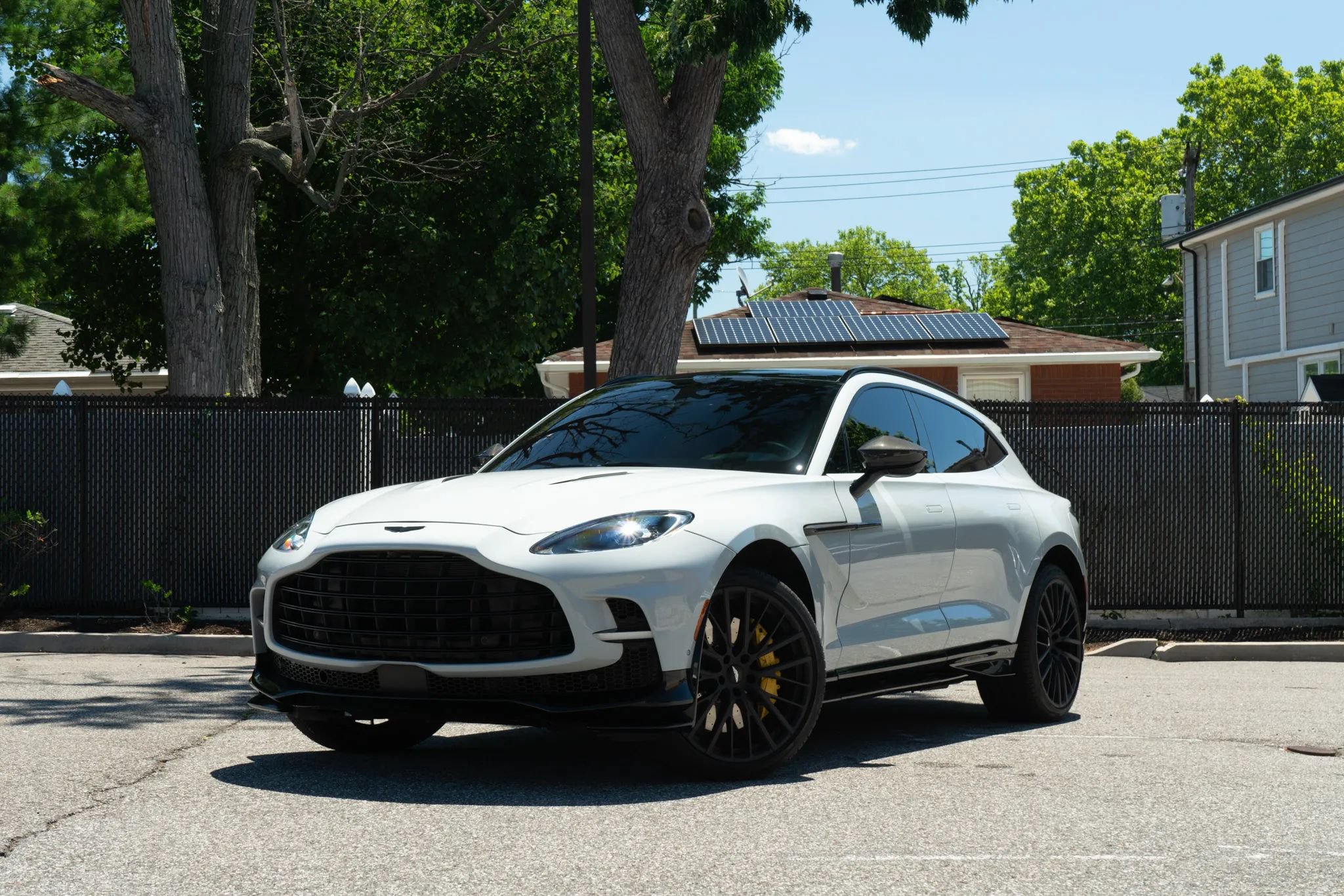Used 2023 Aston Martin DBX 707 AWD/4WD image 3