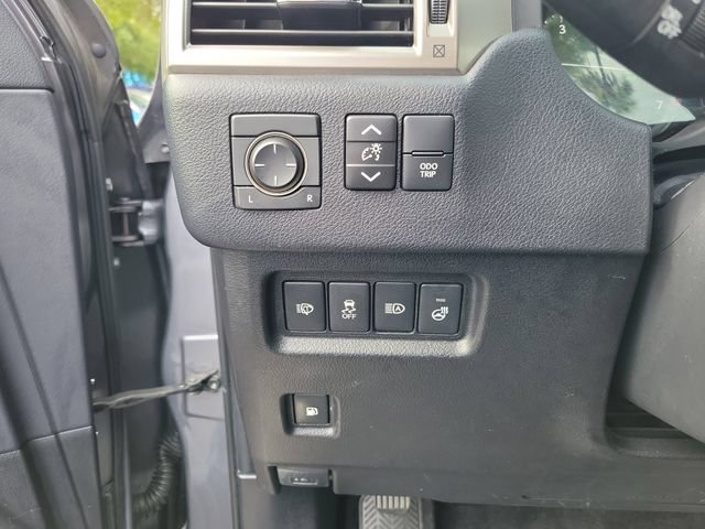 Used 2021 Lexus GX 460 Premium AWD/4WD image 14