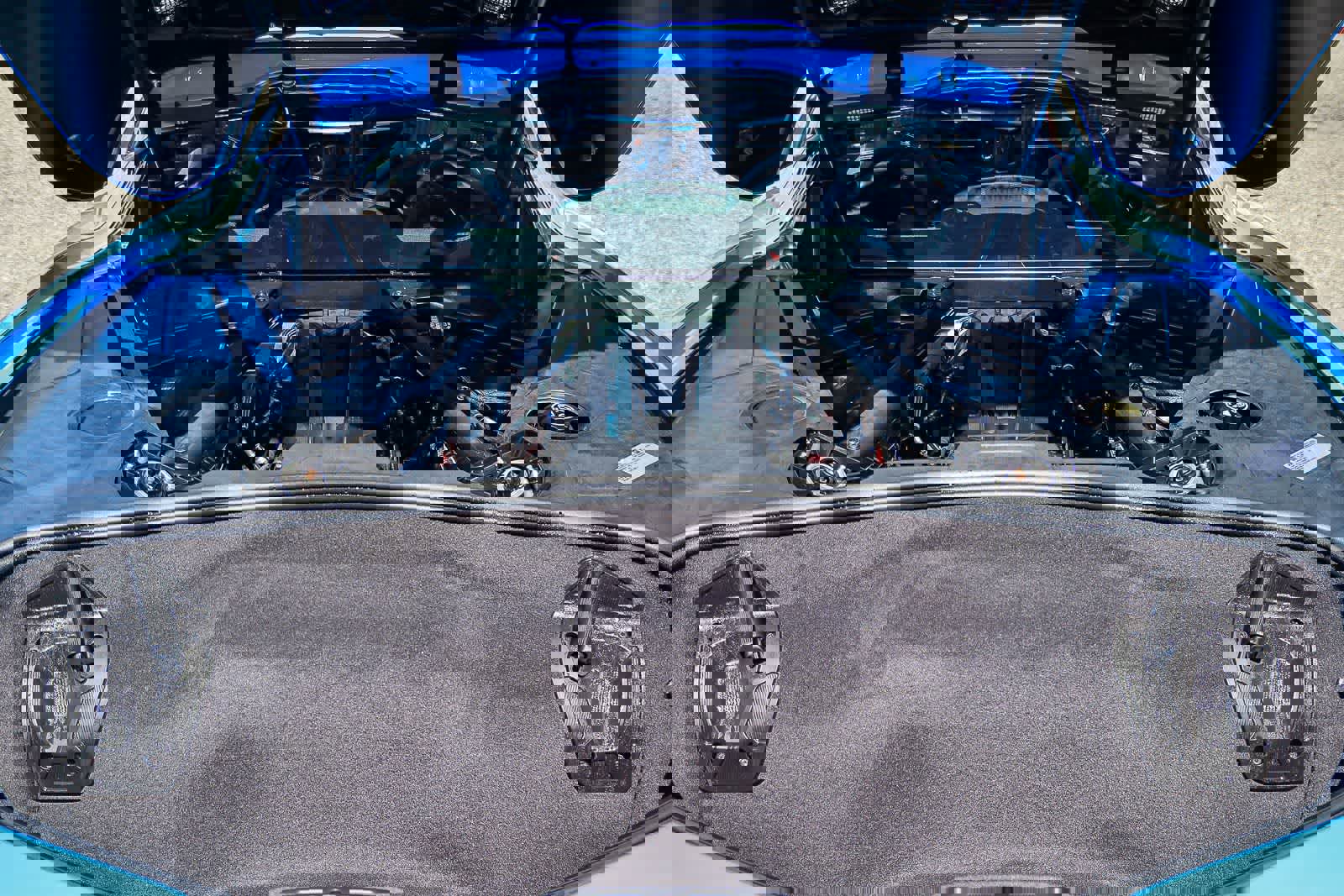 Used 2023 Chevrolet Corvette Stingray Coupe w/ Z51 Performance Package image 26