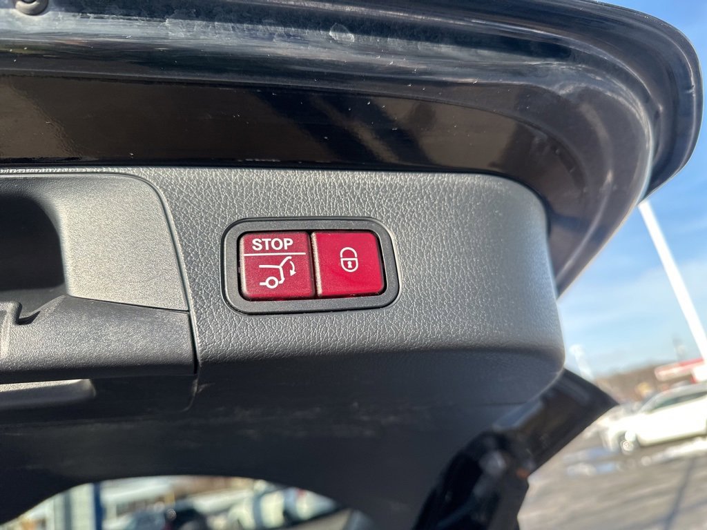 Used 2020 Mercedes-Benz GLB 250 4MATIC image 43