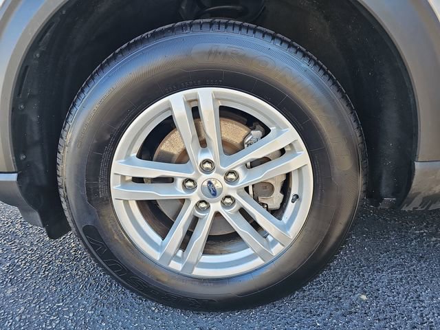 Used 2022 Ford Explorer XLT image 36