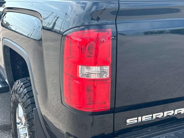 Used 2018 GMC Sierra 3500 Denali w/ Duramax Plus Package AWD/4WD image 12