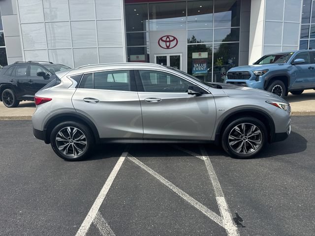 Used 2019 INFINITI QX30 AWD w/ Navigation Package video 2