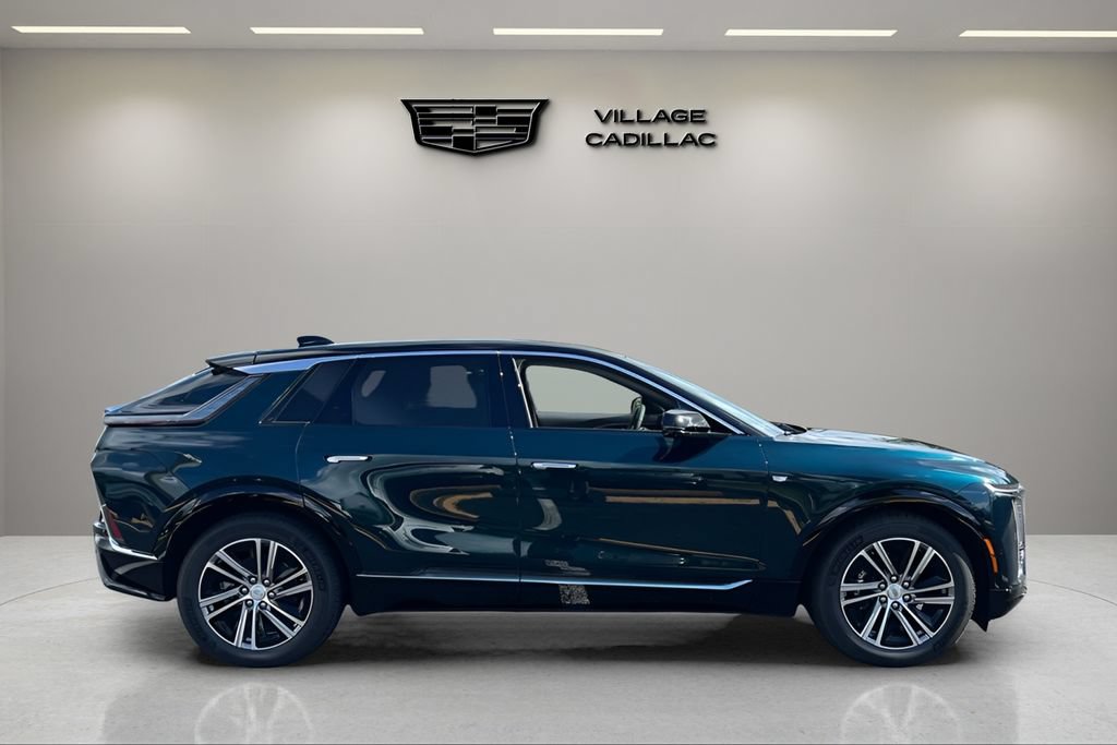New 2026 Cadillac Lyriq Premium Luxury w/ LPO, Floor Liner Package RWD image 6