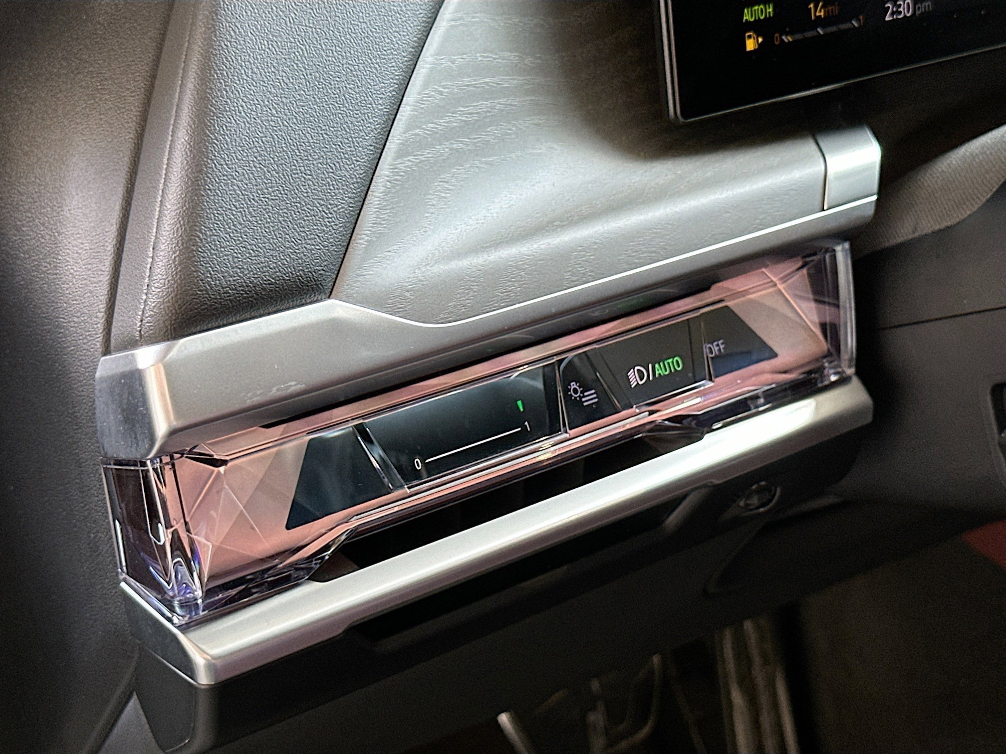 Certified 2023 BMW 760i xDrive image 10