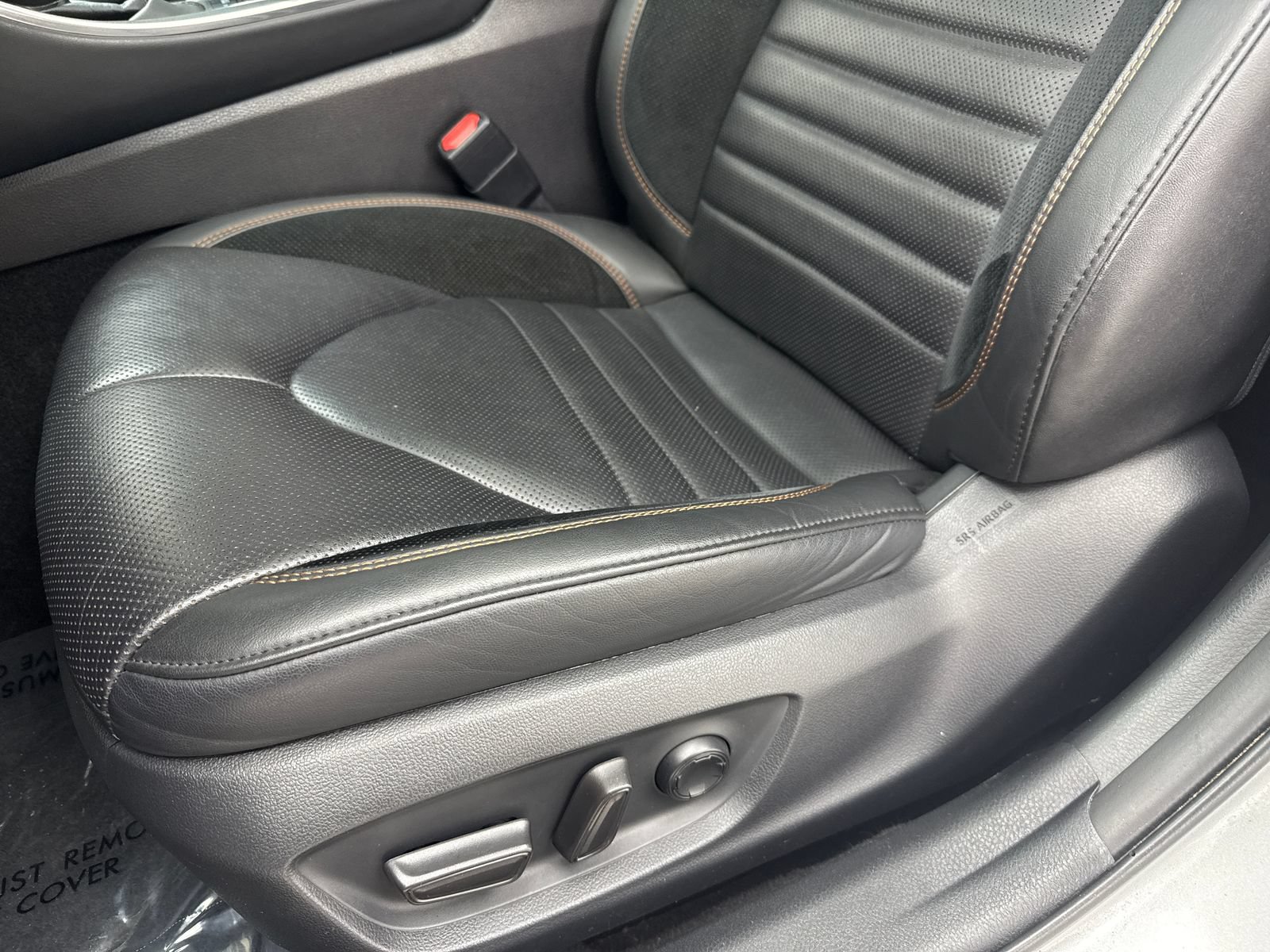 Used 2019 Toyota Avalon Touring w/ Advanced Safety Package FWD image 35